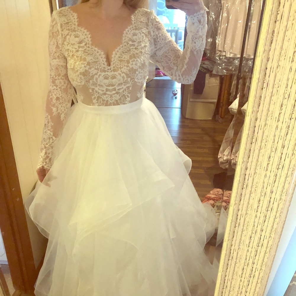 Tulle wedding dress